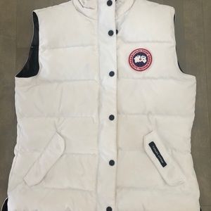 Women’s Authentic Canada Goose down vest